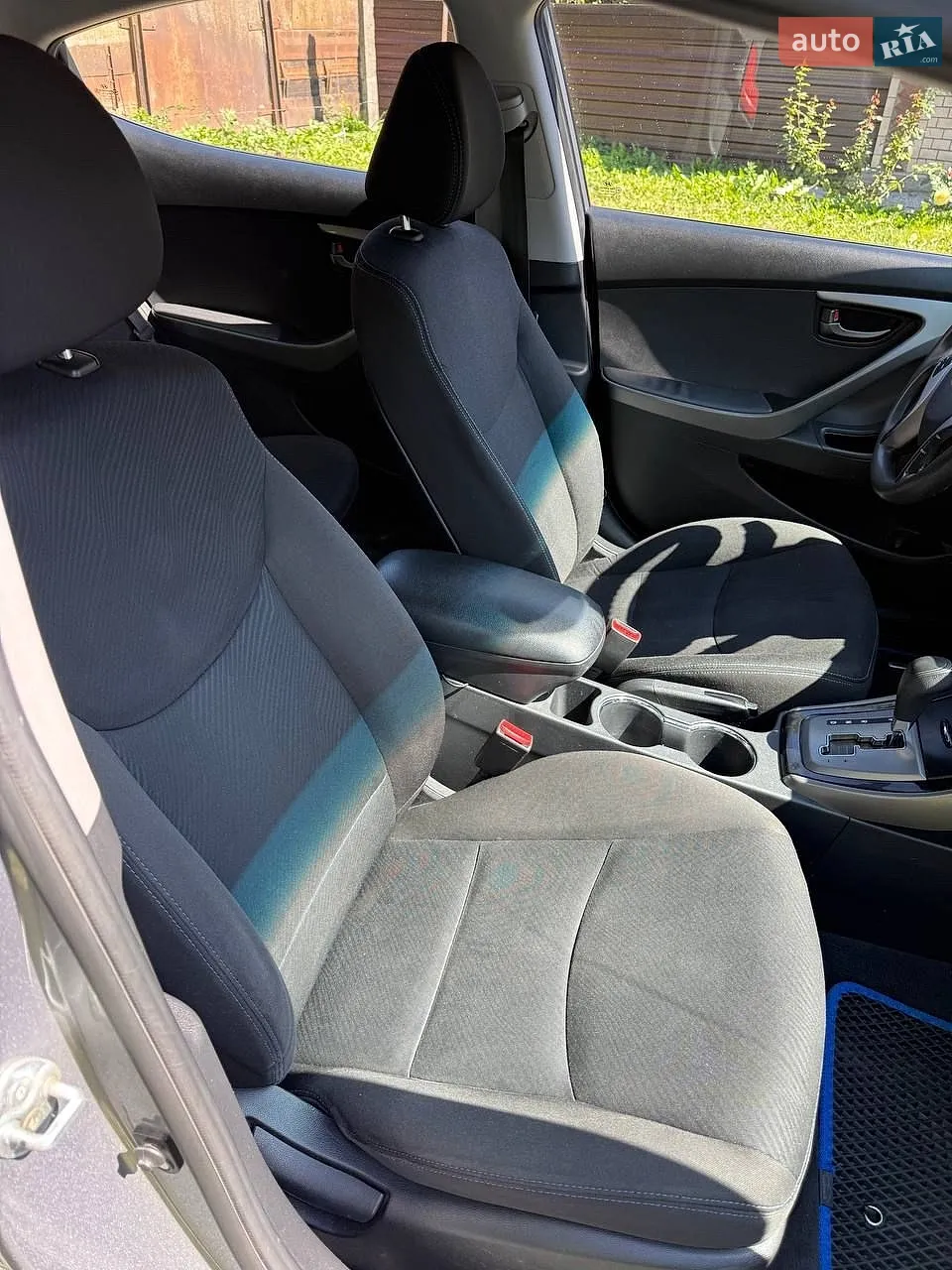 2013 Hyundai Elantra - мініатюра 6
