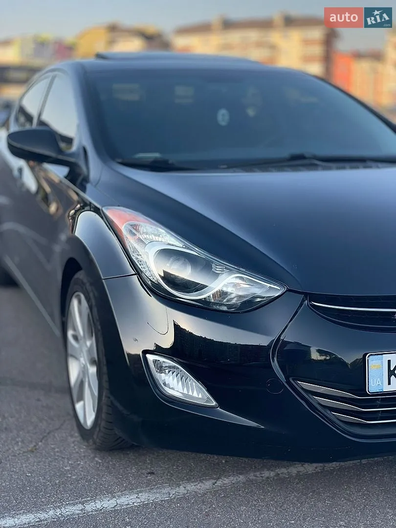 2013 Hyundai Elantra - мініатюра 25