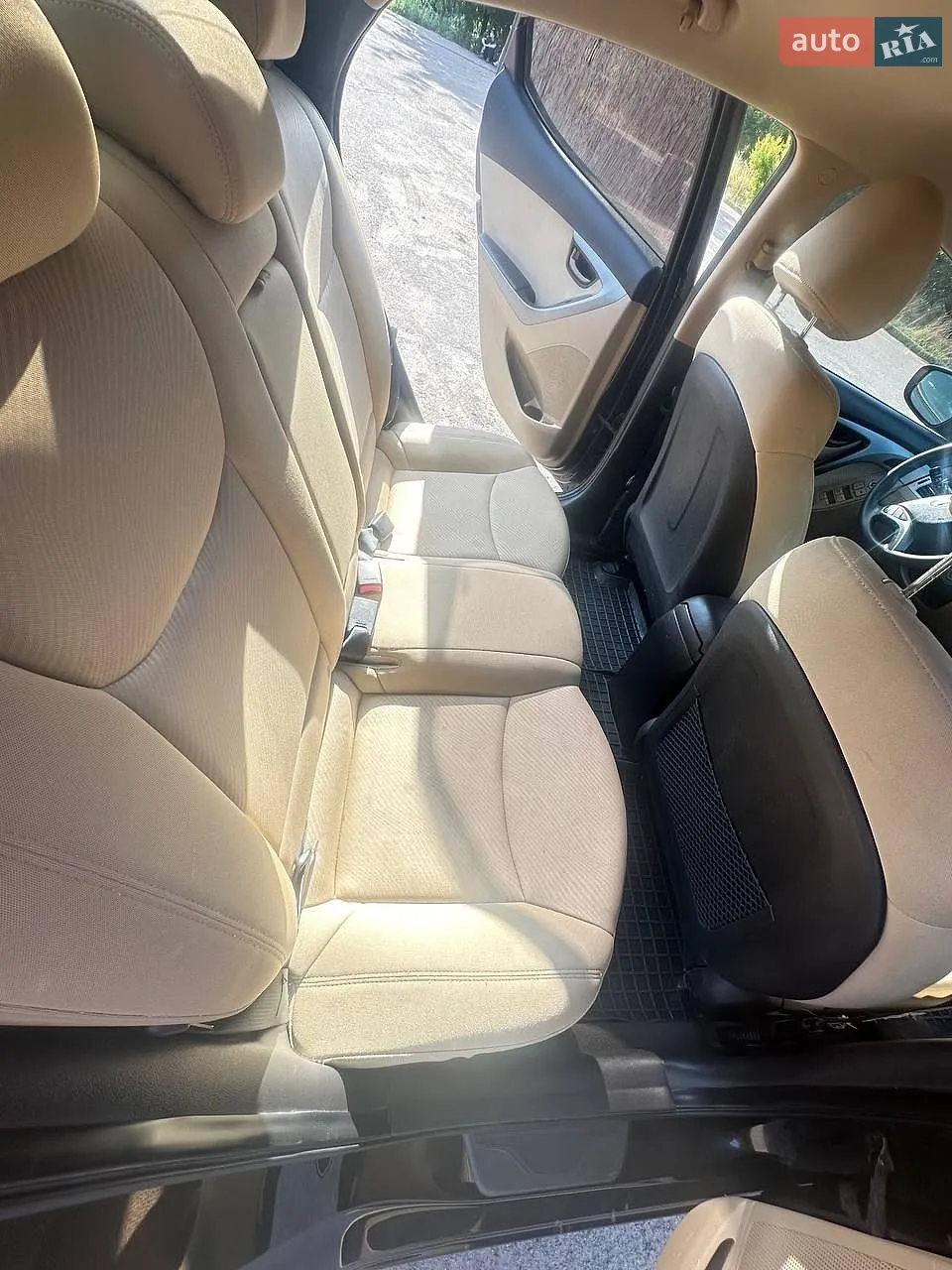 2011 Hyundai Elantra - мініатюра 7
