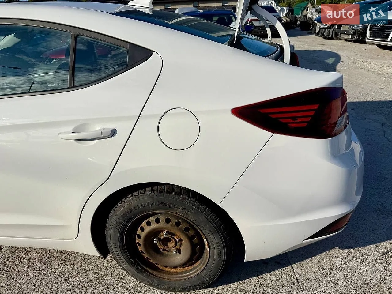 2019 Hyundai Elantra - мініатюра 21