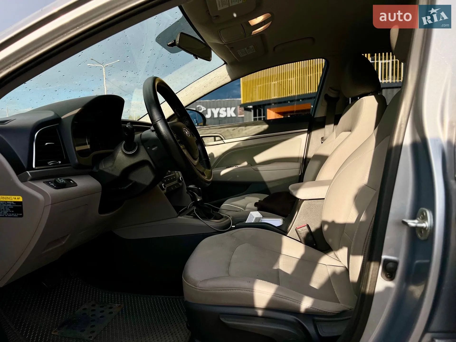 2016 Hyundai Elantra - мініатюра 10