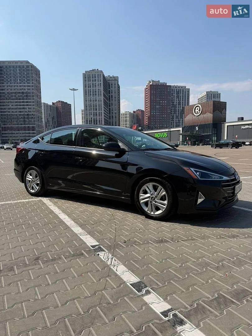 2019 Hyundai Elantra - мініатюра 18