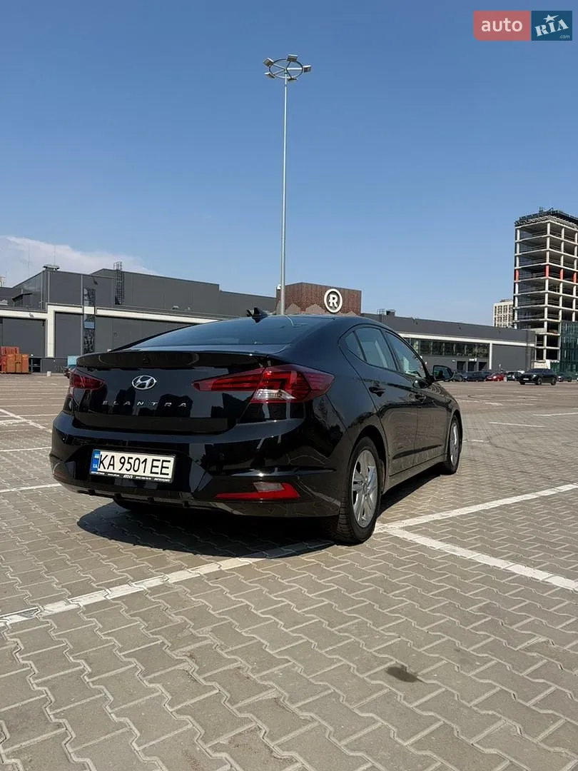 2019 Hyundai Elantra - мініатюра 23