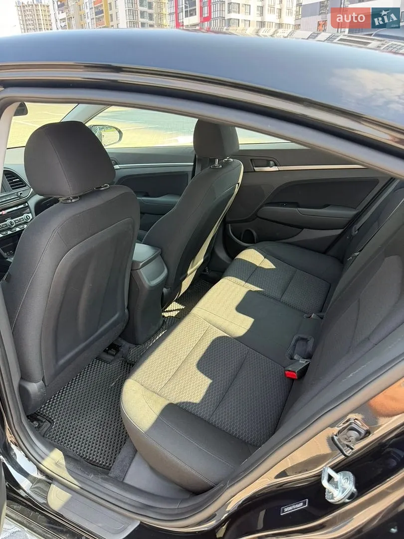2019 Hyundai Elantra - мініатюра 41