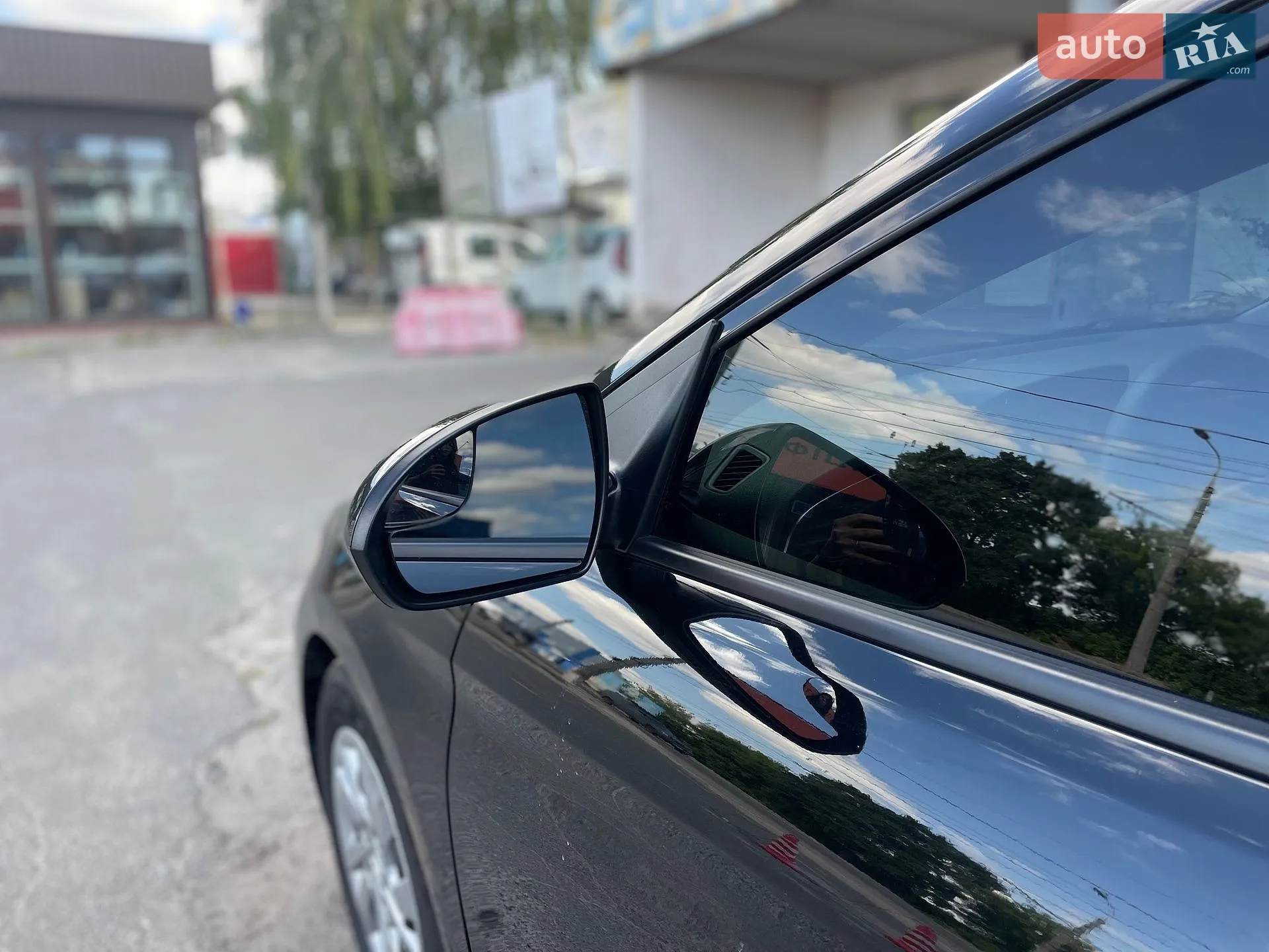 2017 Hyundai Elantra - мініатюра 58