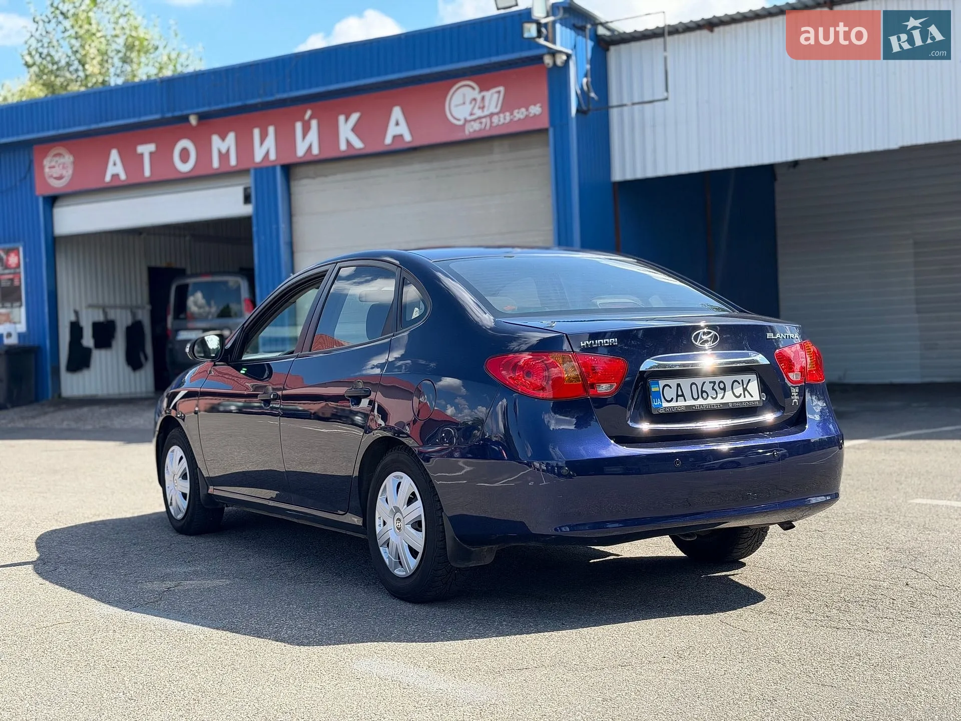 2011 Hyundai Elantra - мініатюра 17