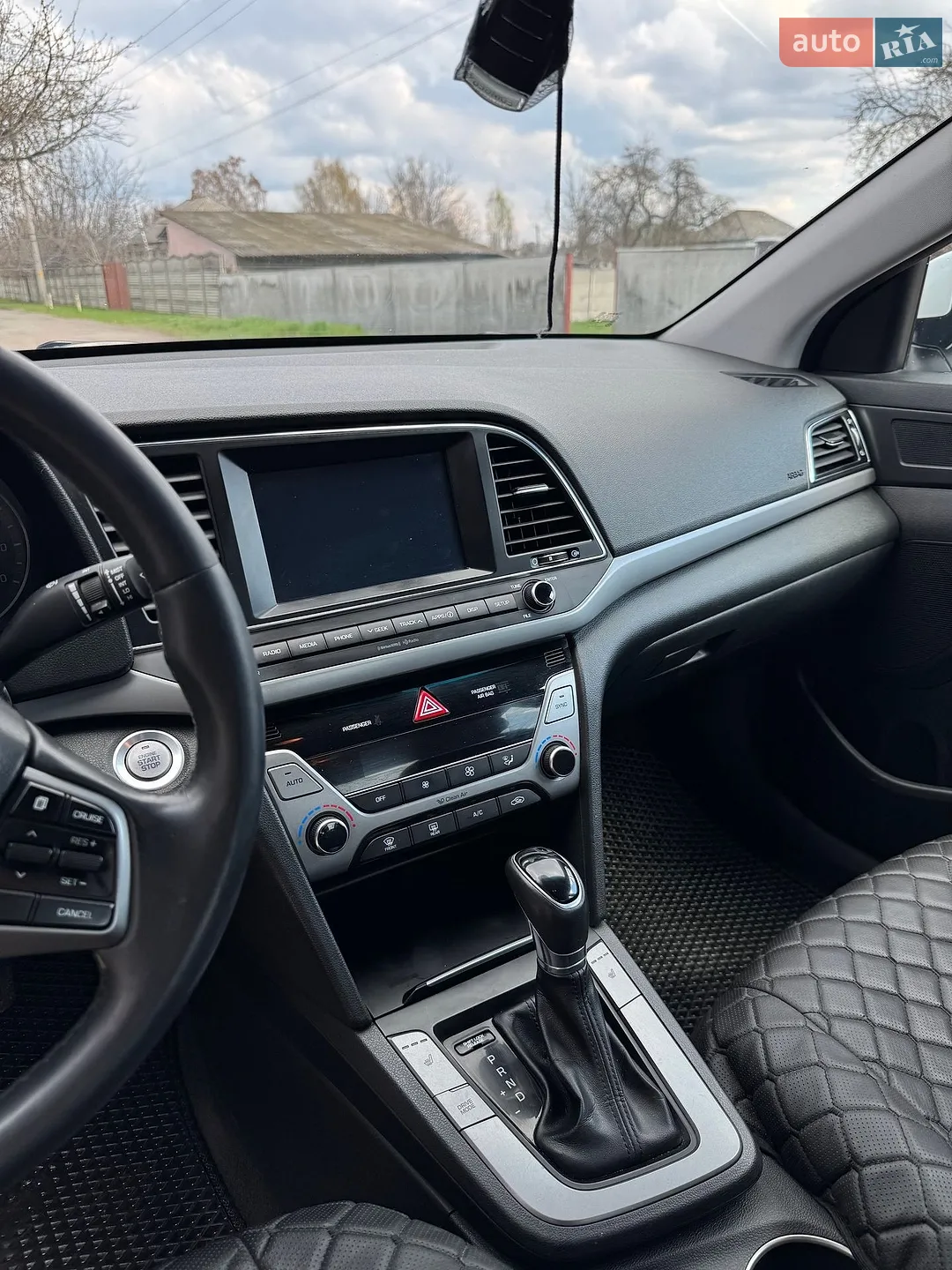 2018 Hyundai Elantra - мініатюра 8