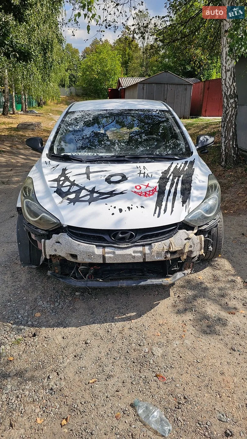 2013 Hyundai Elantra - мініатюра 6
