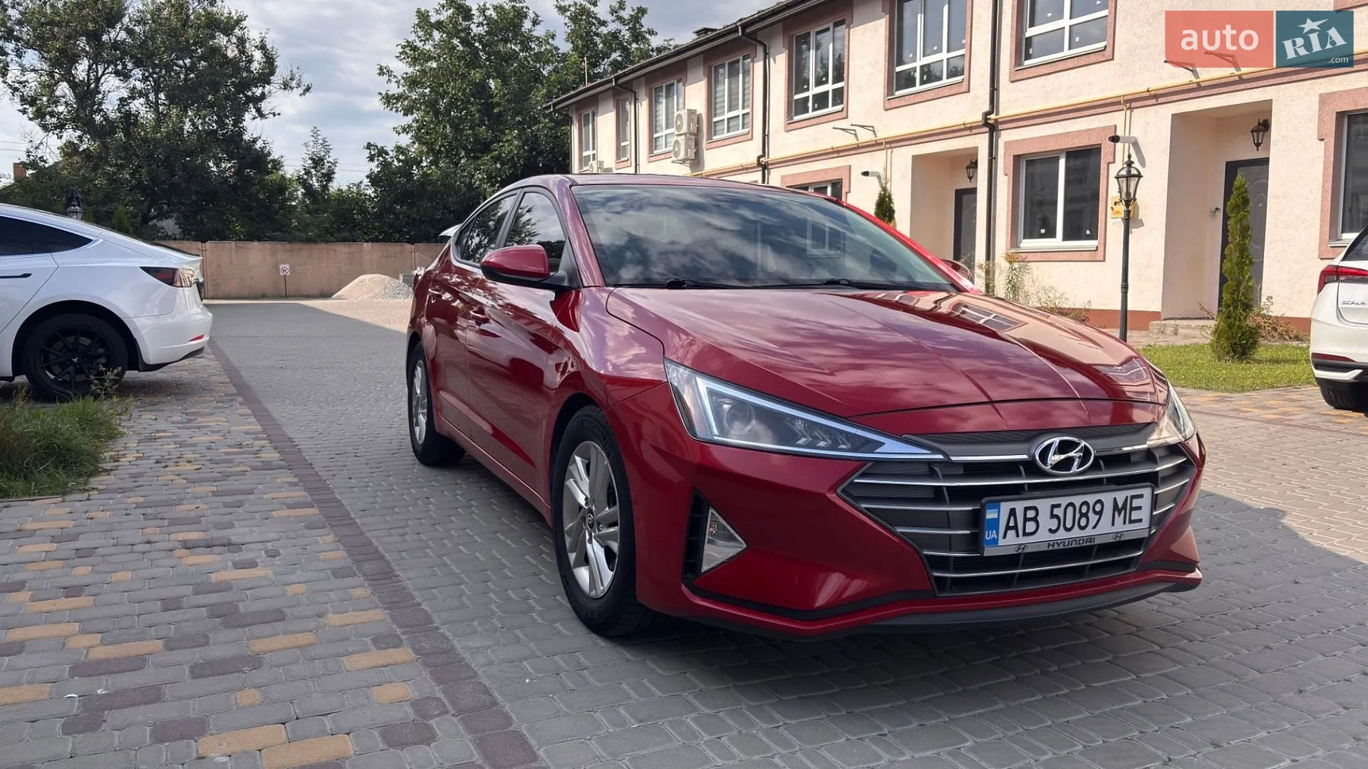 2019 Hyundai Elantra - мініатюра 3