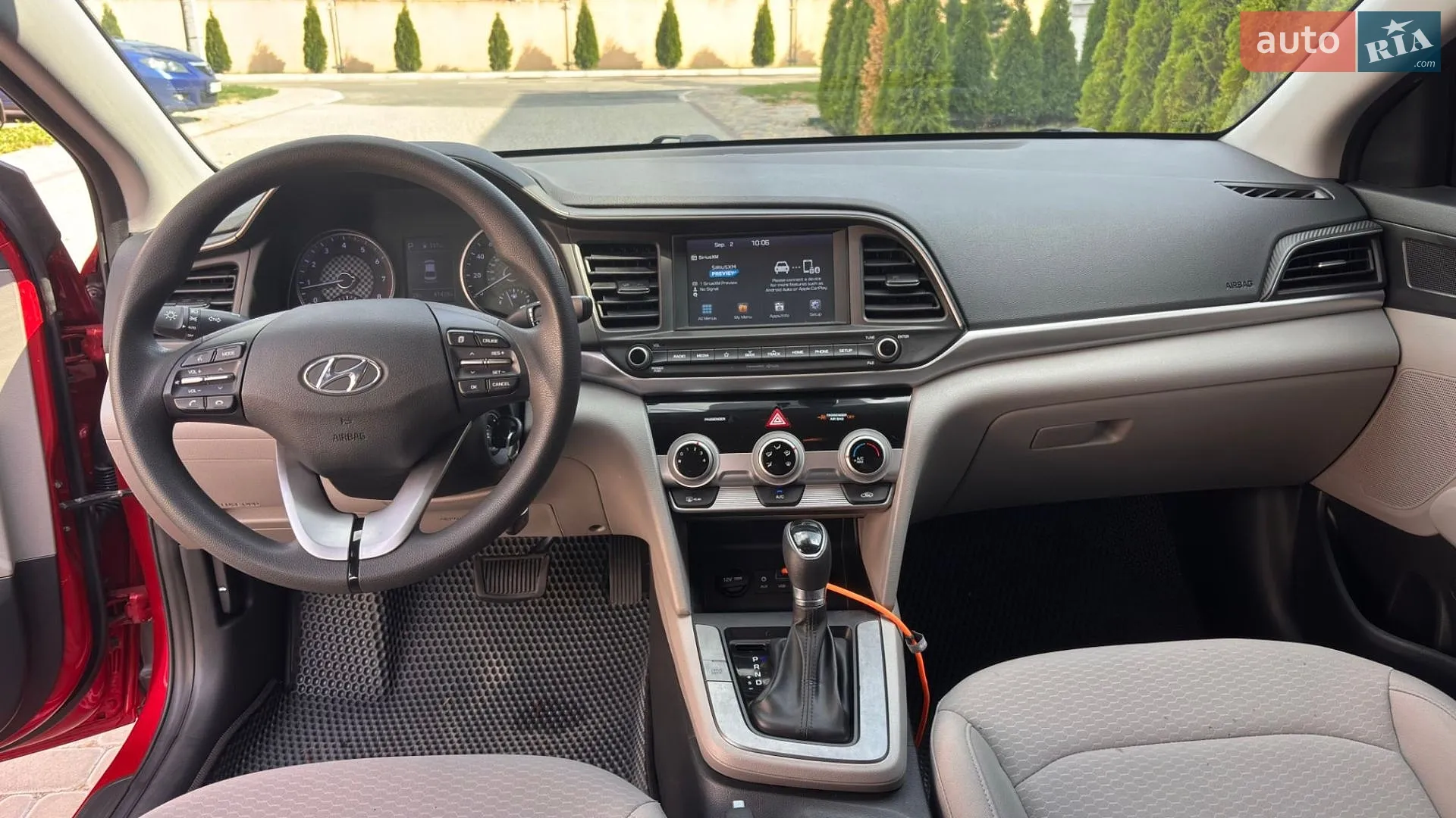 2019 Hyundai Elantra - мініатюра 12