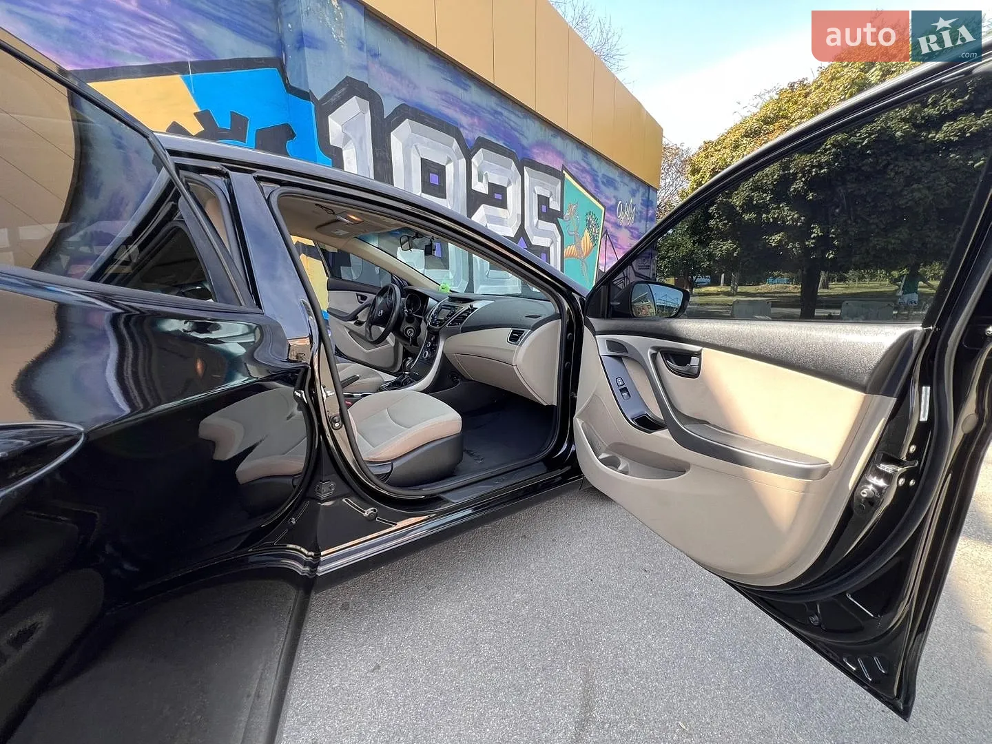 2014 Hyundai Elantra - мініатюра 11