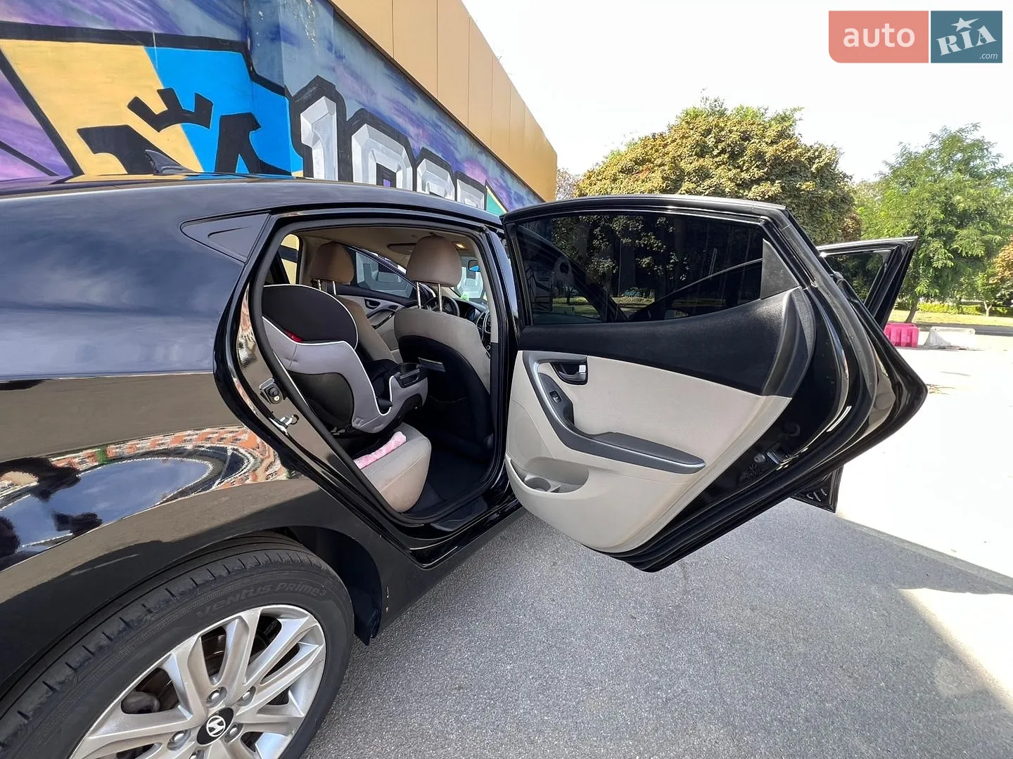 2014 Hyundai Elantra - мініатюра 12