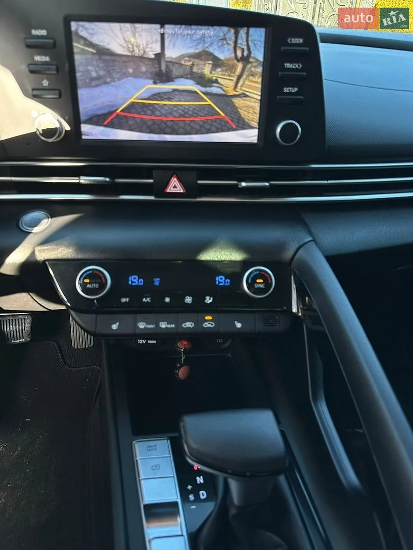 2022 Hyundai Elantra - мініатюра 28