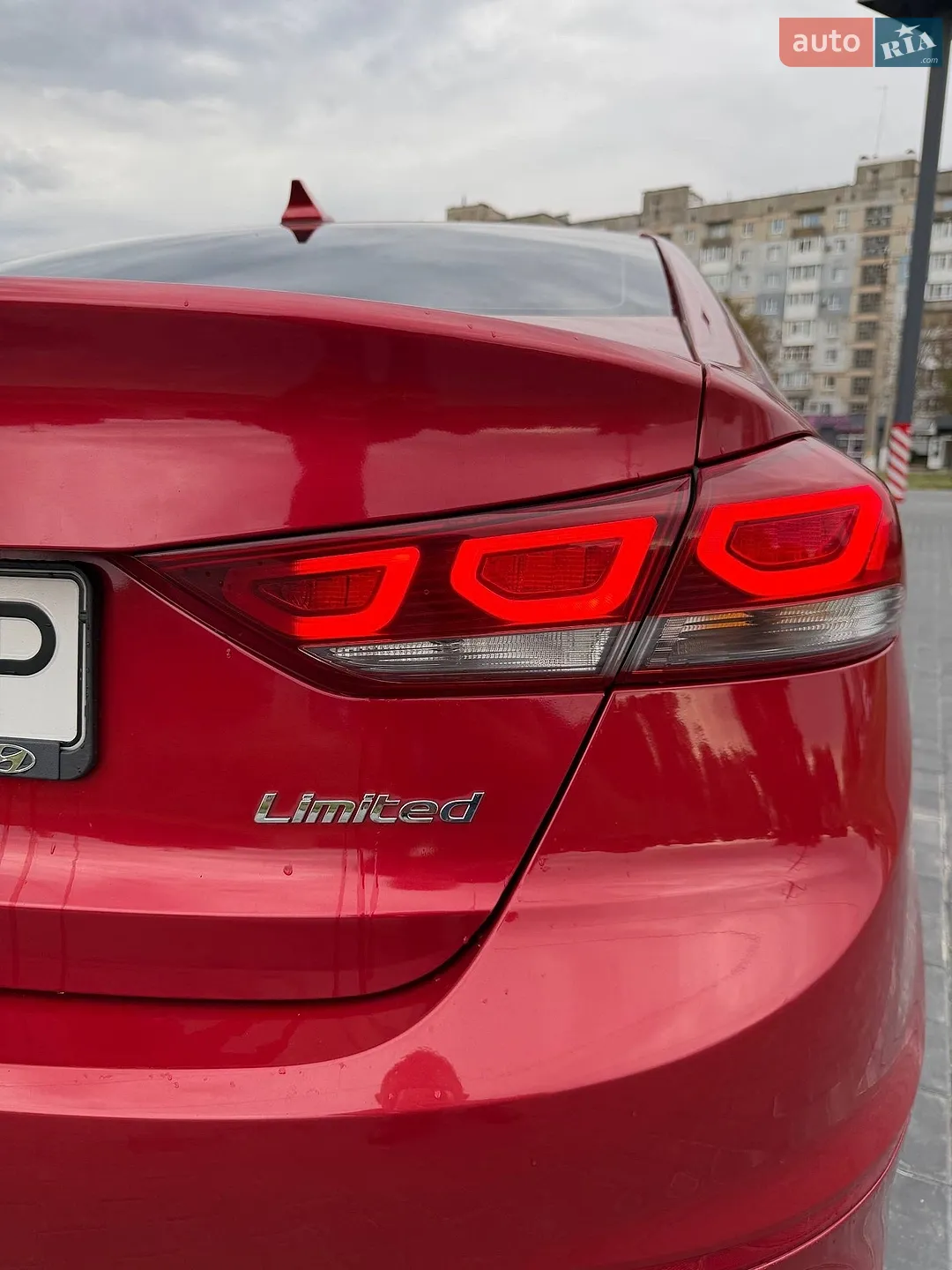 2016 Hyundai Elantra - мініатюра 21