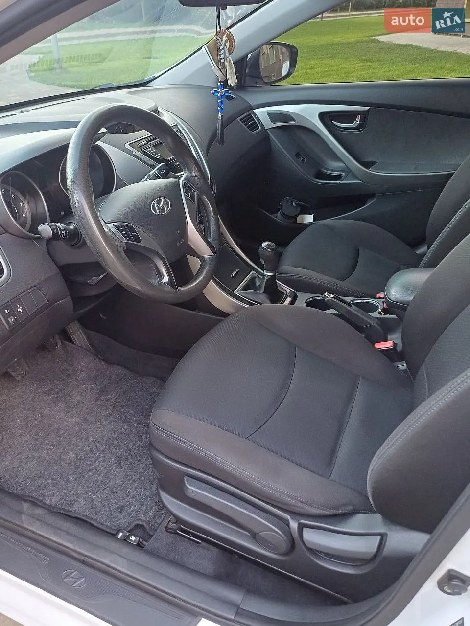 2013 Hyundai Elantra - мініатюра 8