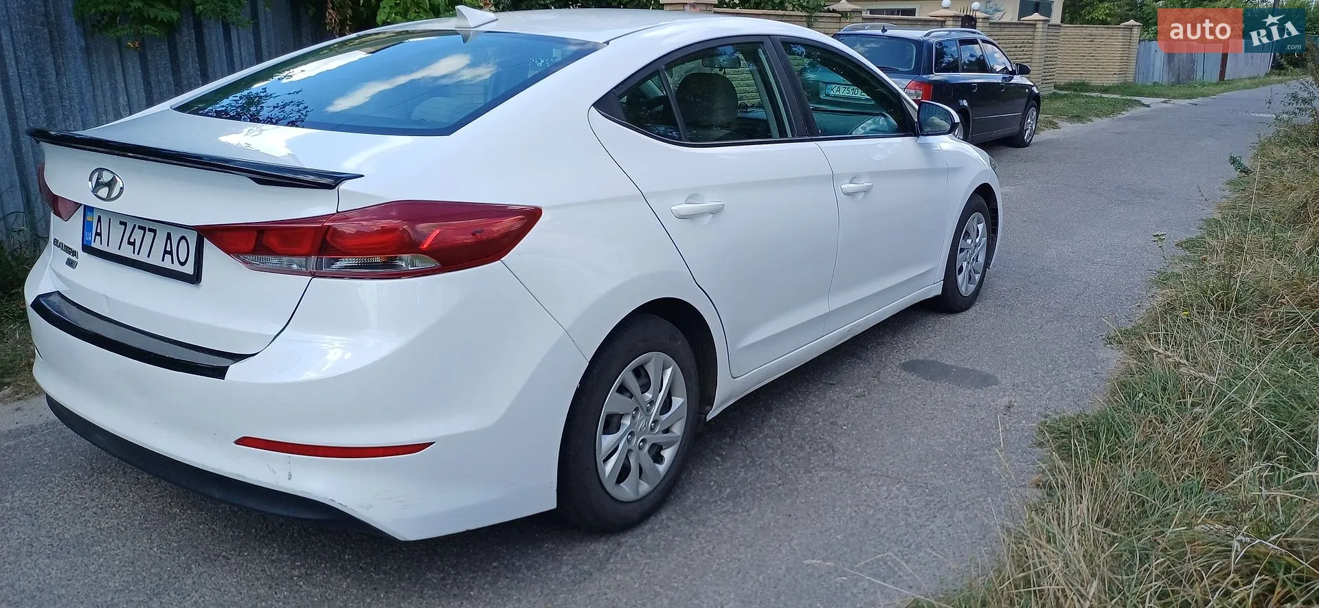 2016 Hyundai Elantra - мініатюра 5