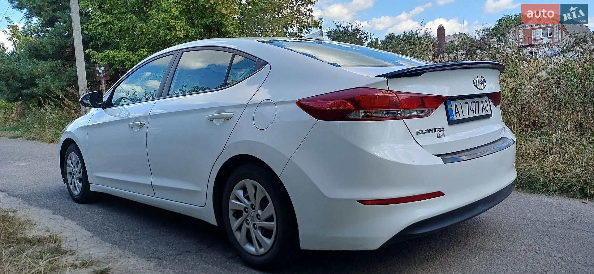2016 Hyundai Elantra - мініатюра 3