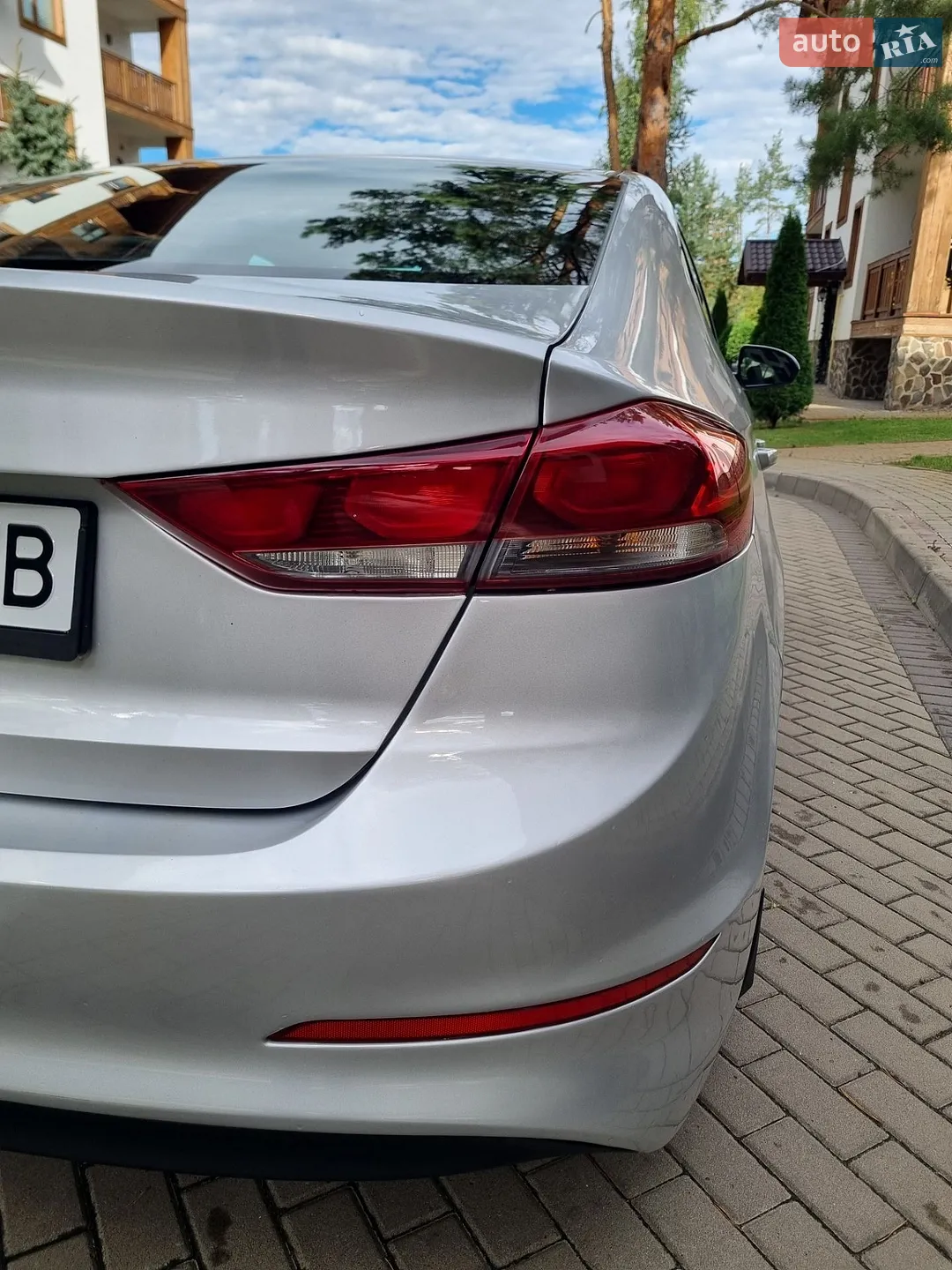 2017 Hyundai Elantra - мініатюра 9