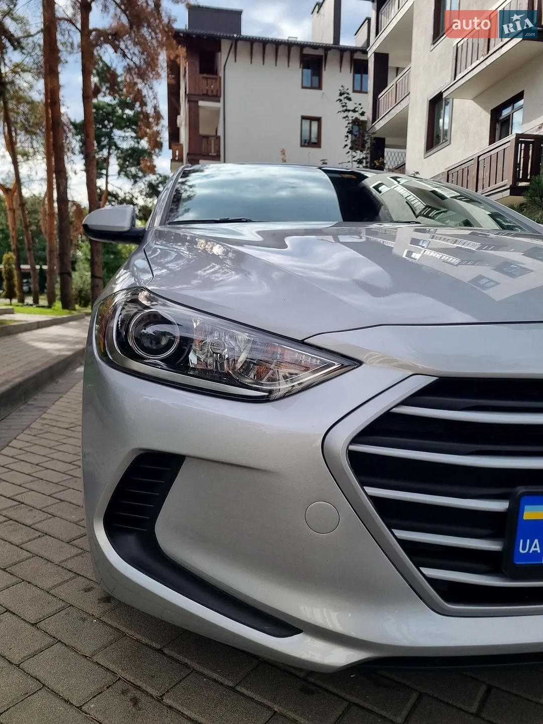 2017 Hyundai Elantra - мініатюра 8