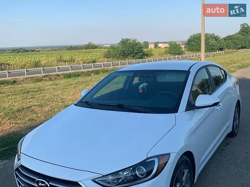 Hyundai Elantra