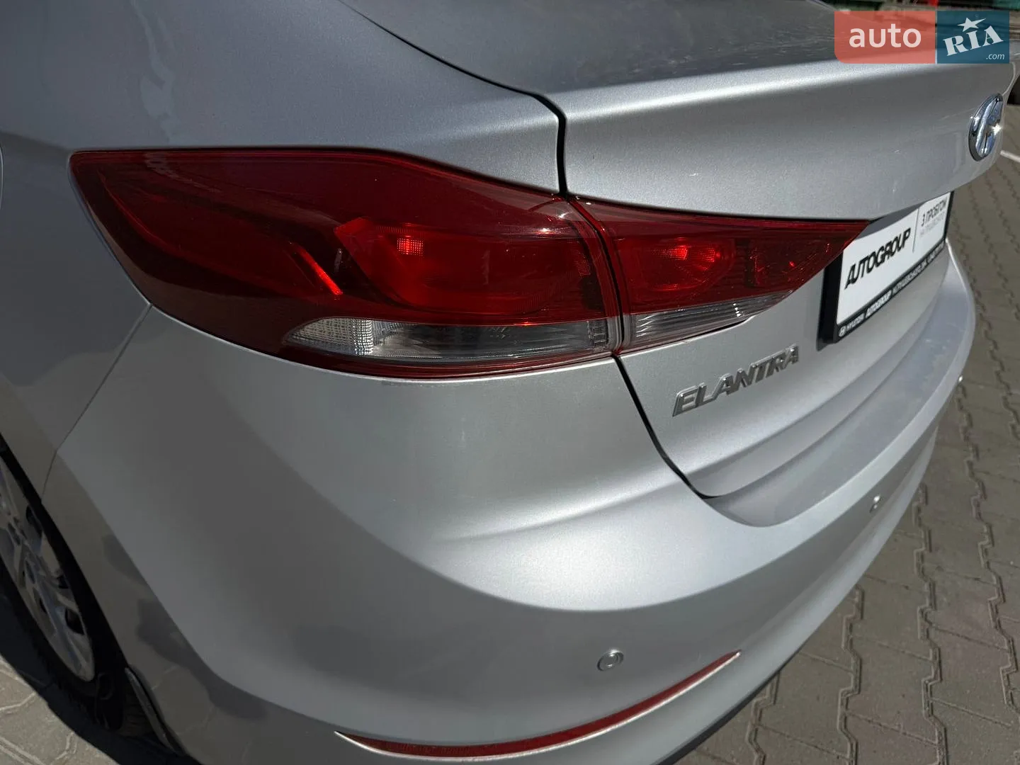 2016 Hyundai Elantra - мініатюра 17