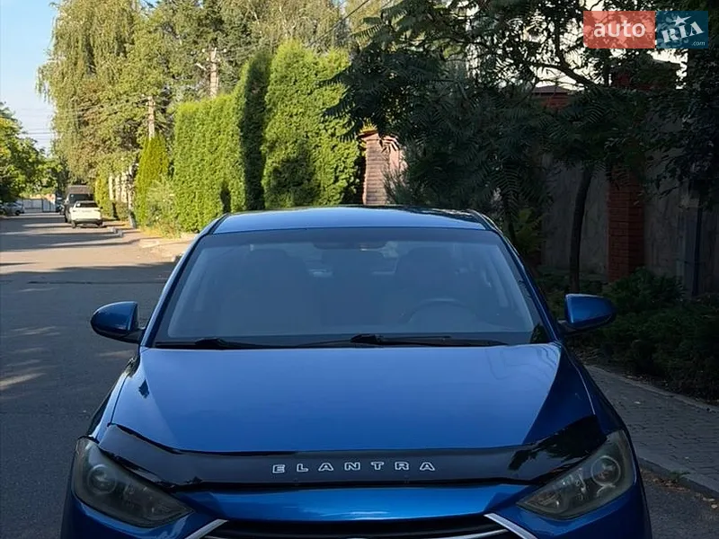 Hyundai Elantra 2016