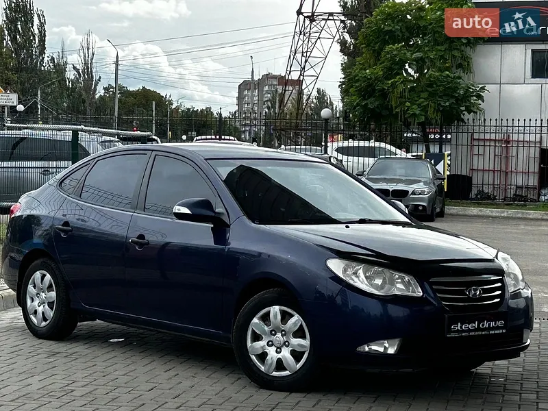 Hyundai Elantra 2011