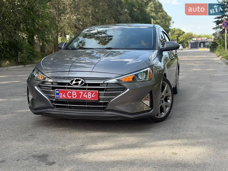 Hyundai Elantra 2019