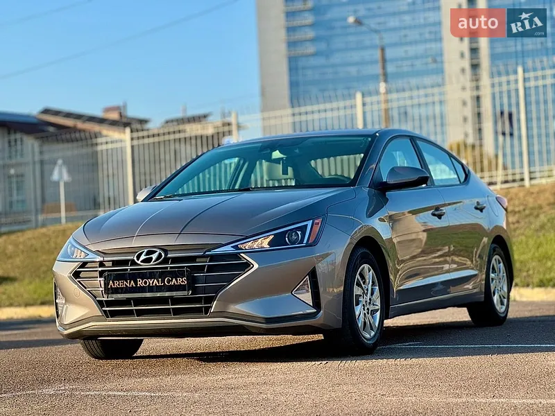 Hyundai Elantra