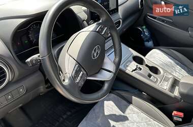 Внедорожник / Кроссовер Hyundai Encino EV 2021 в 