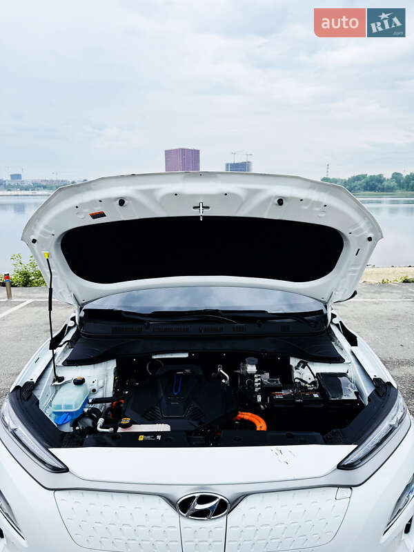 Позашляховик / Кросовер Hyundai Encino EV 2021 в Києві