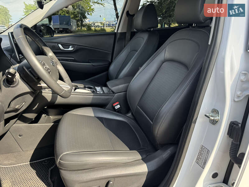 Внедорожник / Кроссовер Hyundai Encino EV 2021 в Полтаве