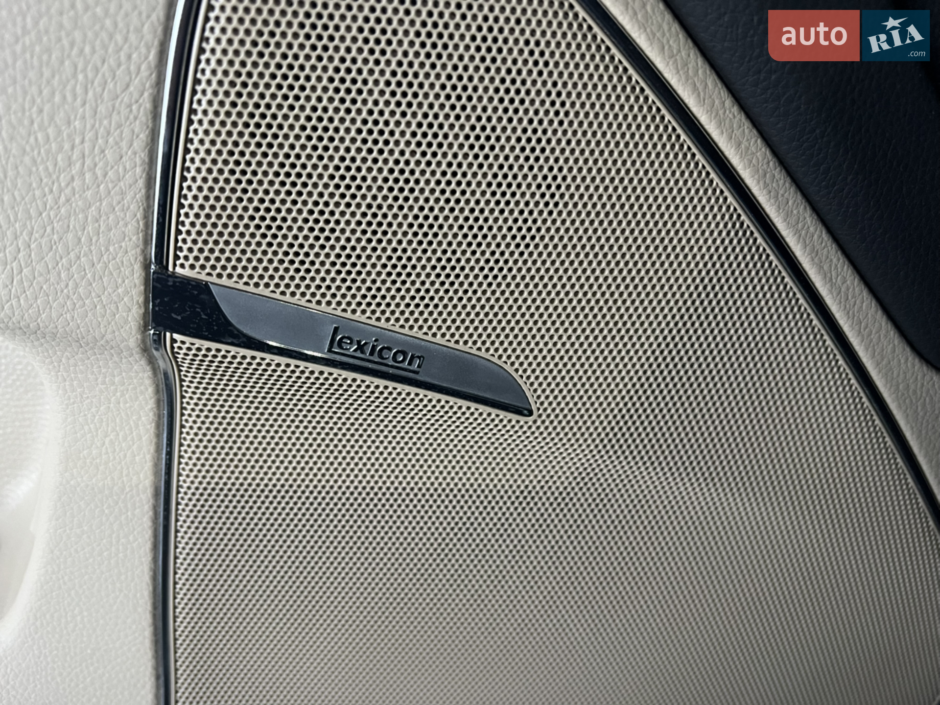2012 Hyundai Equus - мініатюра 17