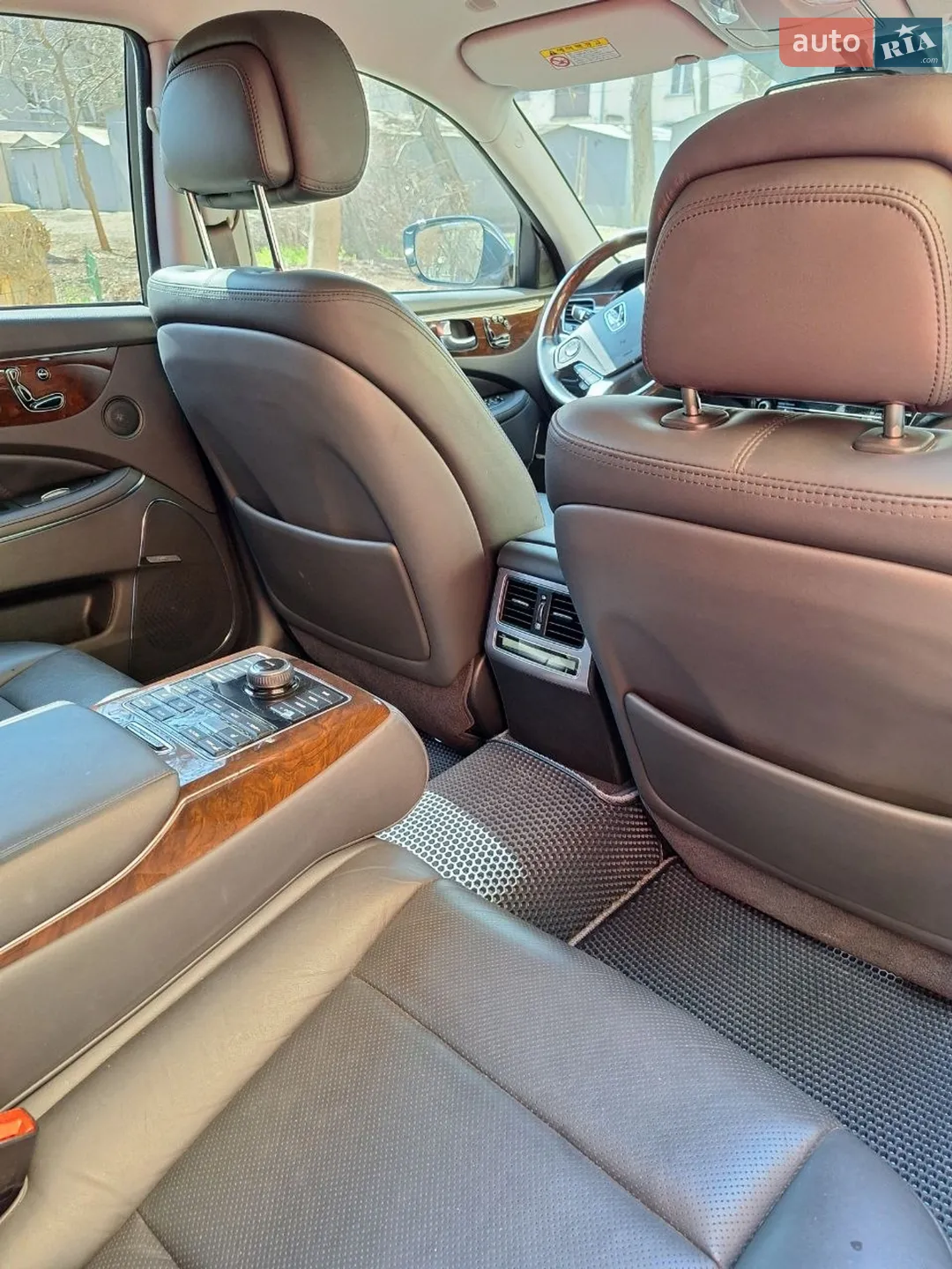 2013 Hyundai Equus - мініатюра 14