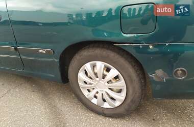 Ліфтбек Hyundai Excel 1996 в 