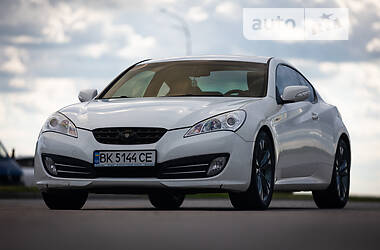 Купе Hyundai Genesis Coupe 2011 в 