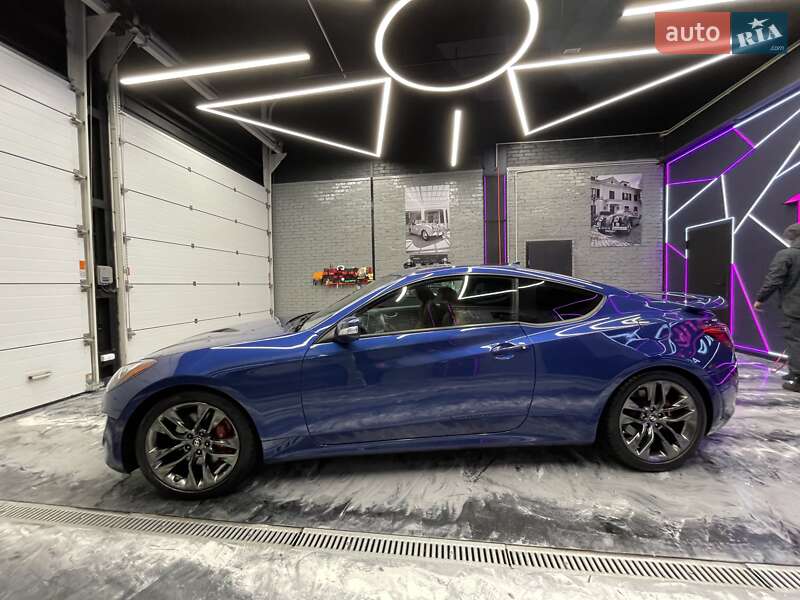 Купе Hyundai Genesis Coupe 2015 в Киеве