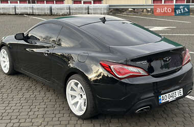 Купе Hyundai Genesis Coupe 2013 в Ужгороді