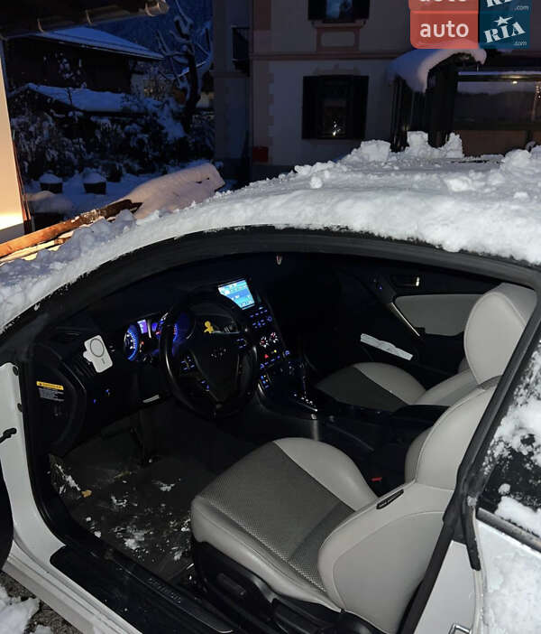 Купе Hyundai Genesis Coupe 2013 в Ивано-Франковске