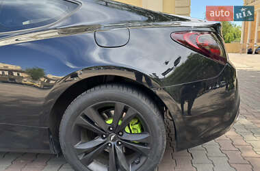 Купе Hyundai Genesis Coupe 2010 в 