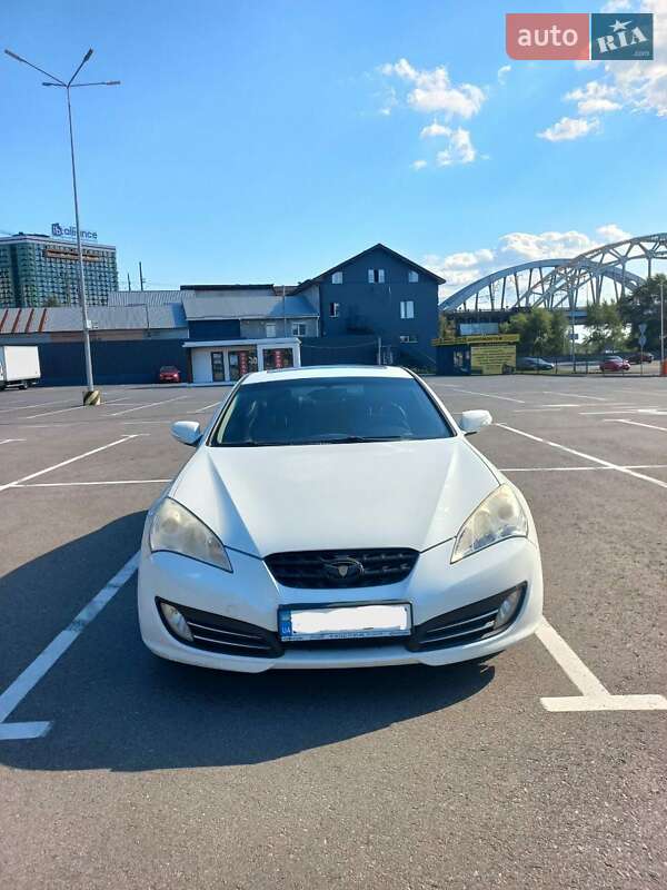Купе Hyundai Genesis Coupe 2011 в Києві