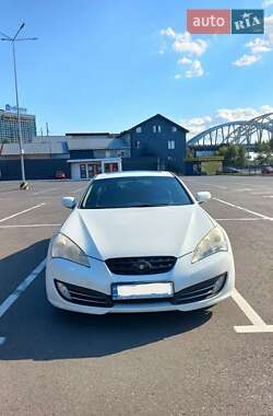 Купе Hyundai Genesis Coupe 2011 в 