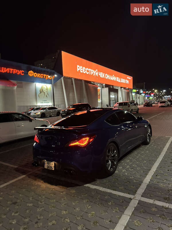 Купе Hyundai Genesis Coupe 2015 в Киеве