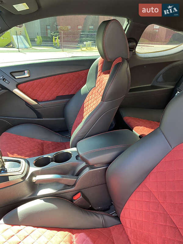 Купе Hyundai Genesis Coupe 2012 в Кременчуге