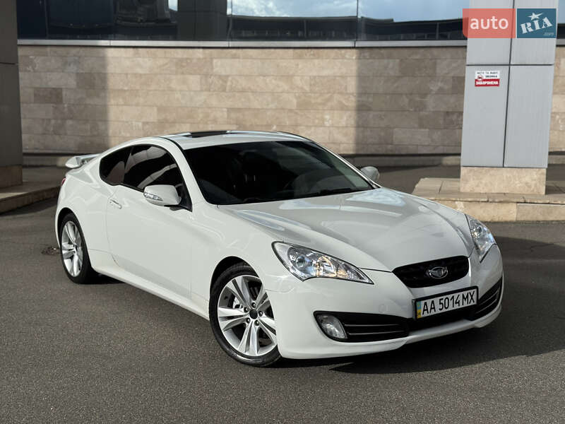 Hyundai Genesis Coupe 2011