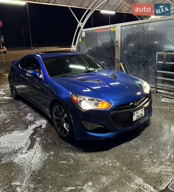 Купе Hyundai Genesis Coupe 2015 в Киеве