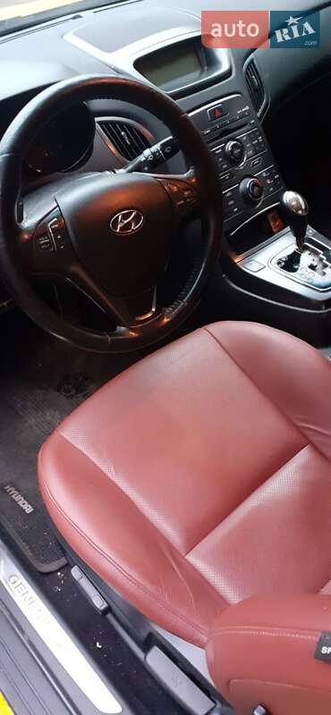 Купе Hyundai Genesis Coupe 2011 в Києві фото 6 Купе Hyundai Genesis Coupe 2011 в Києві
