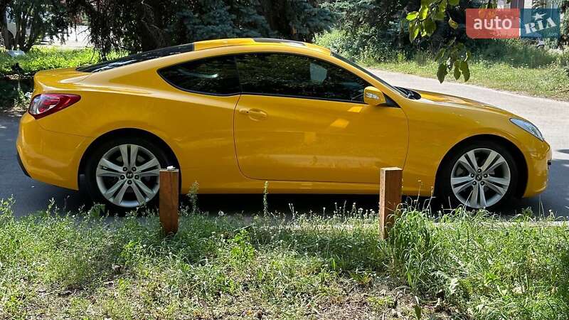 Купе Hyundai Genesis Coupe 2010 в Киеве