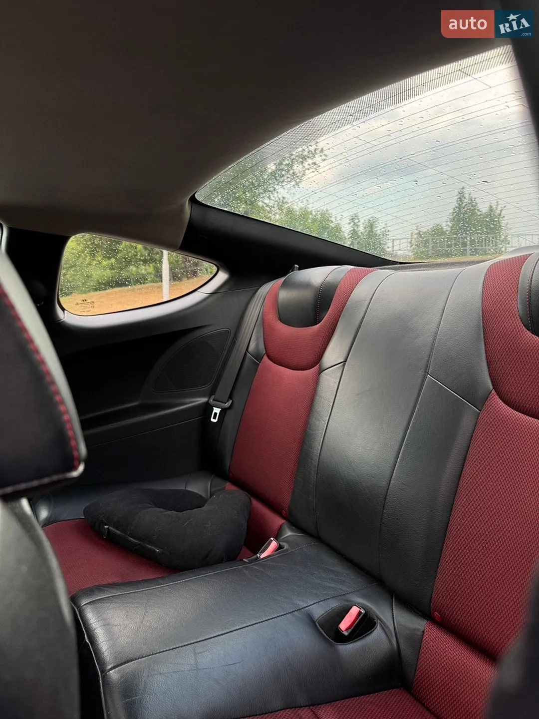 2010 Hyundai Genesis Coupe - мініатюра 10