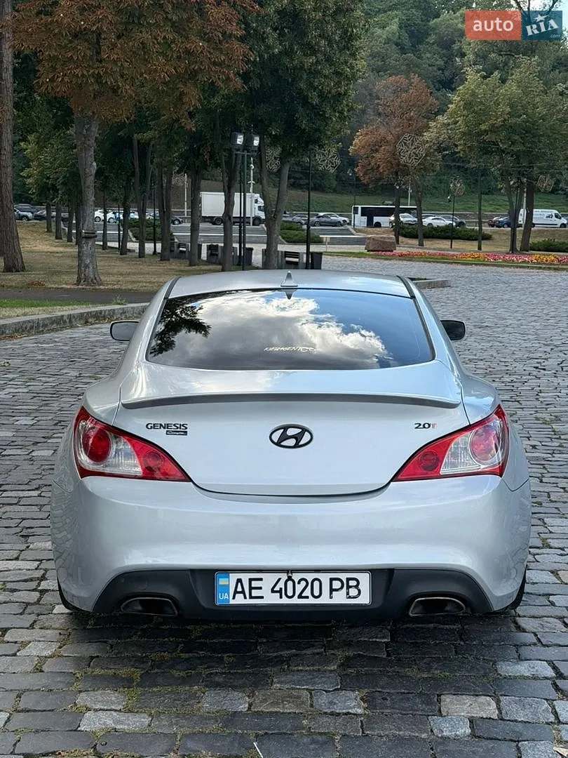 2010 Hyundai Genesis Coupe - мініатюра 4